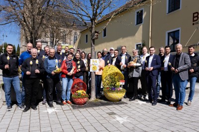 PR-Bild-Ei-sttaler-Gruppenfoto-DSCF7768-c-NEUDESIGN