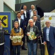 Weihnachtsgewinnspiel 2024 feierliche Gewinnübergabe